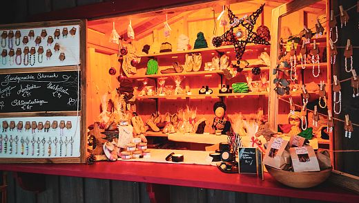 Kunsthandwerk beim Adventmarkt in Filzmoos